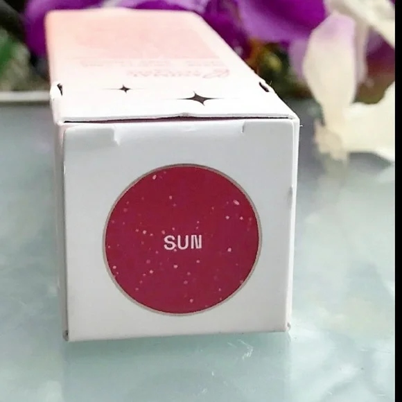 Item Beauty Ruled By SUN Lip Gloss - Addison Rae's LE Birthday Collection *BNIB - Picture 7 of 9